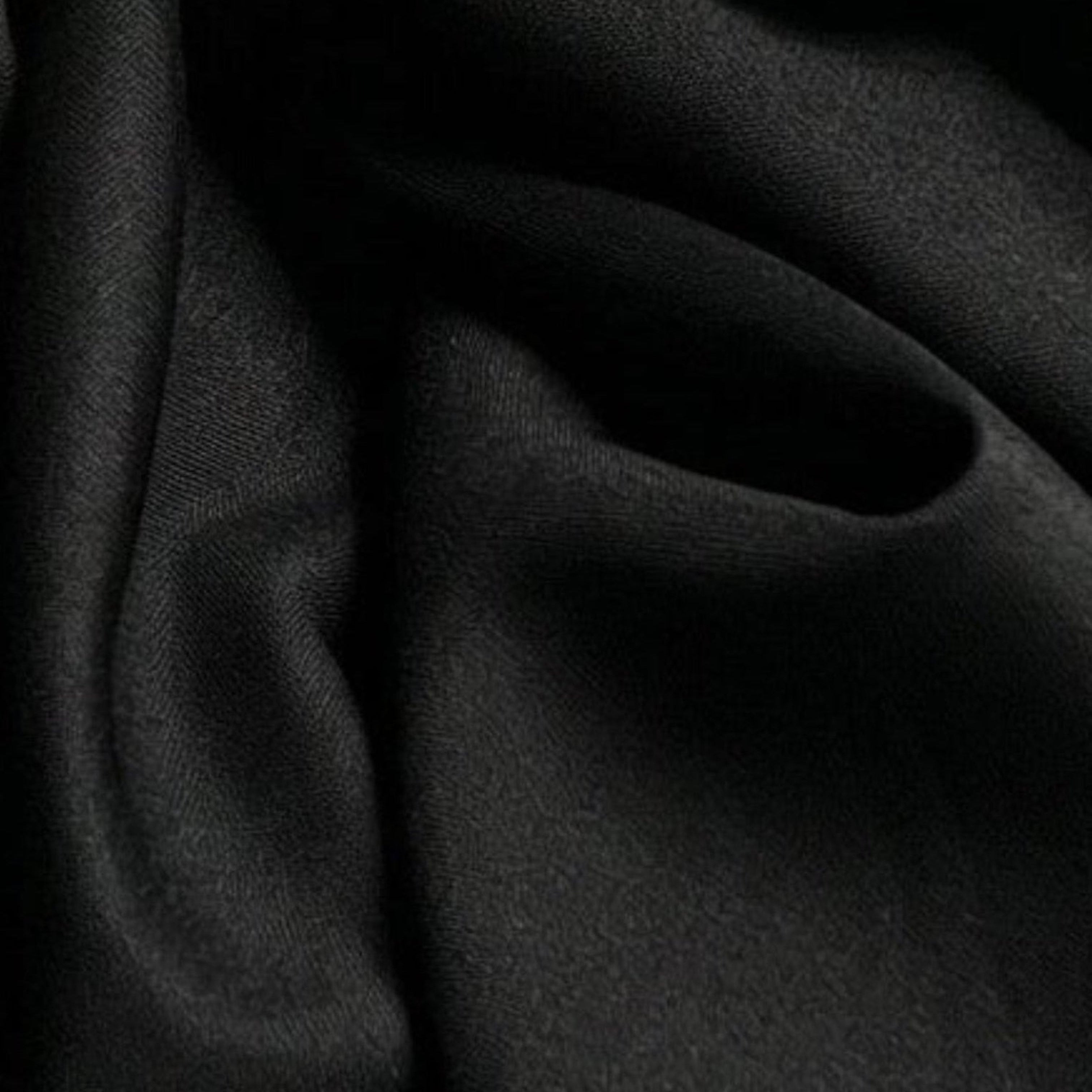 Jet Black Boski – Everyday Elegance